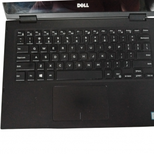 Dell Latitude 3390 2 en 1 13.3″ FHD Intel Core i3-8130U 8GB RAM 512GB SSD