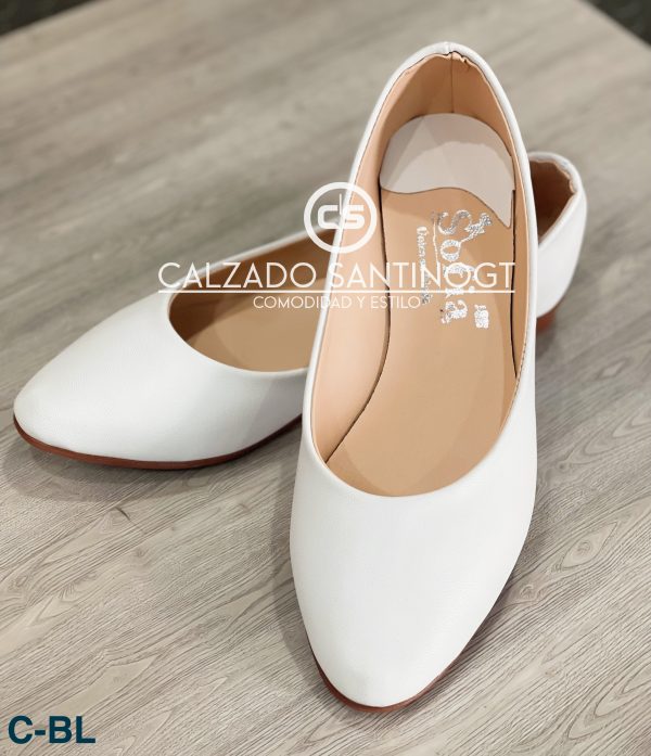 Lindas Zapatillas de charol o material lustrable, Envio Gratis